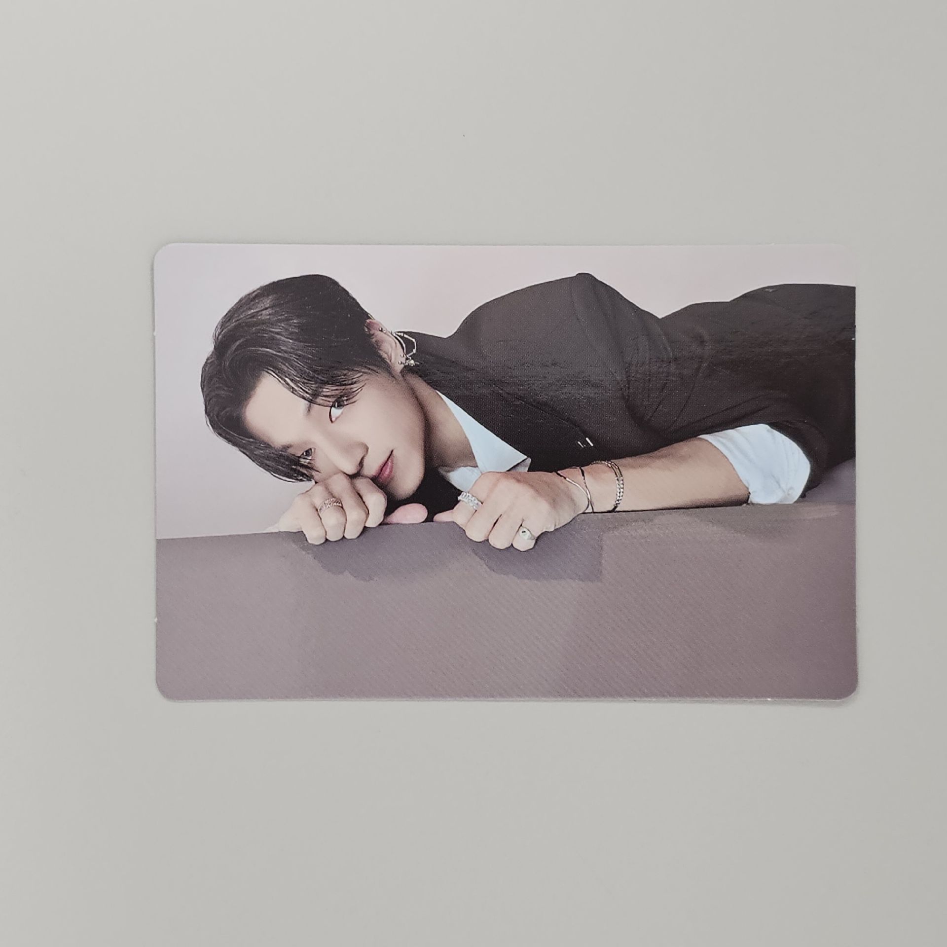 OUTLAW 專輯卡 A ver. 2