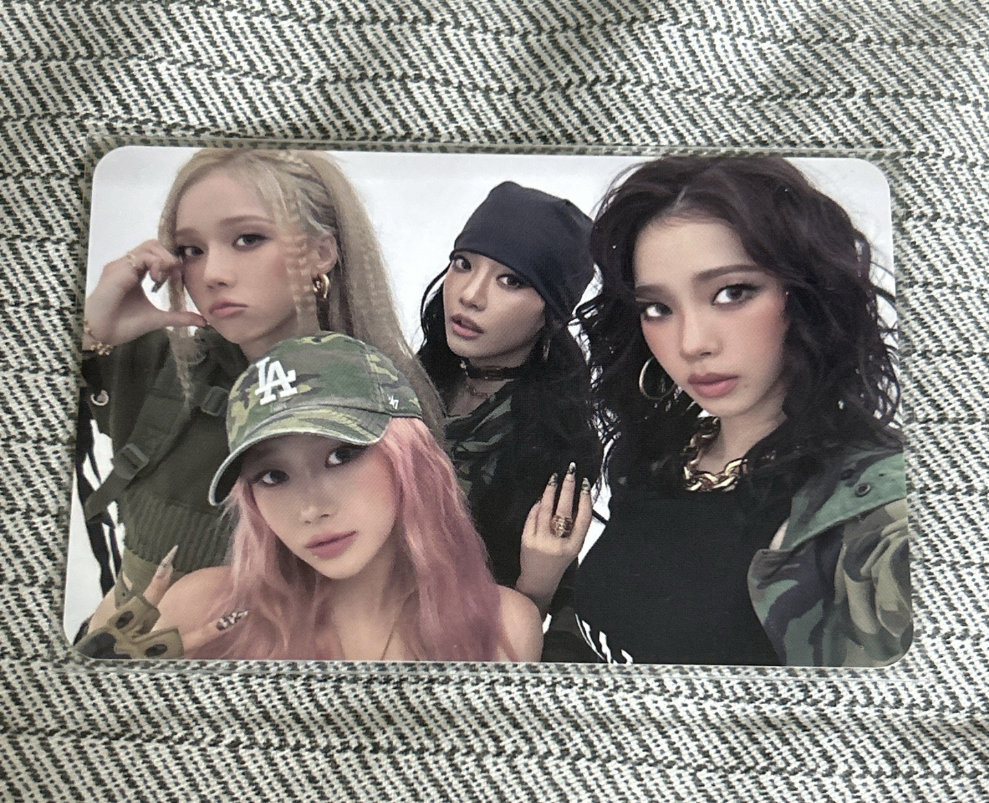 Whiplash 專輯卡 限量衣服專 團卡