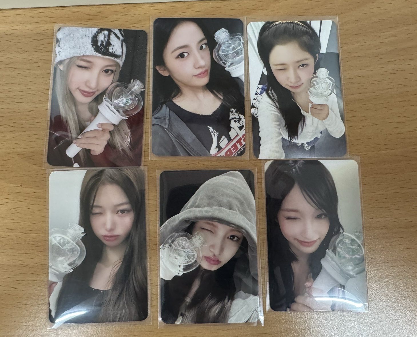 IVE 二代手燈卡 一套現貨 套出優先