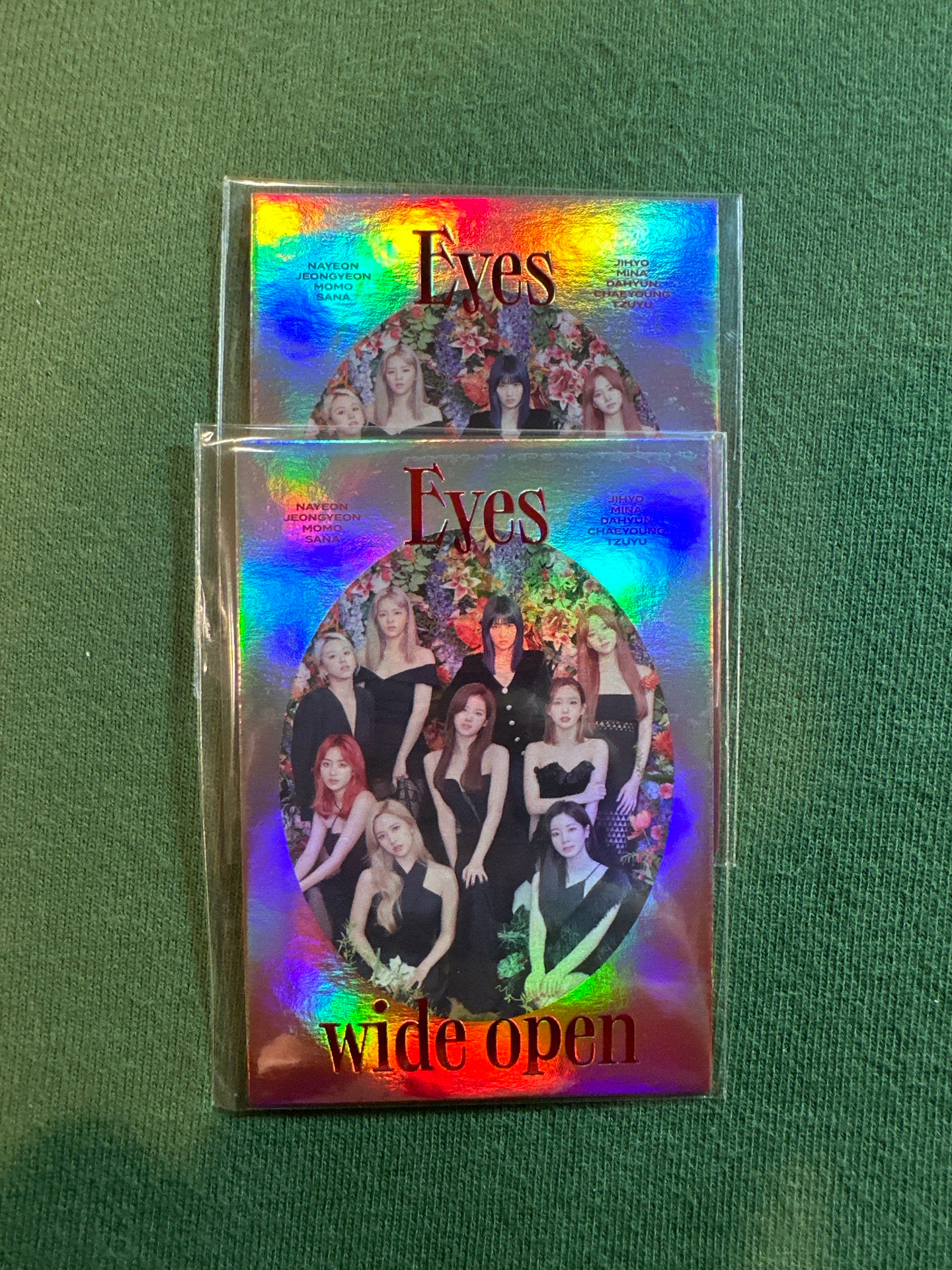 Twice Eyes wide open 團卡