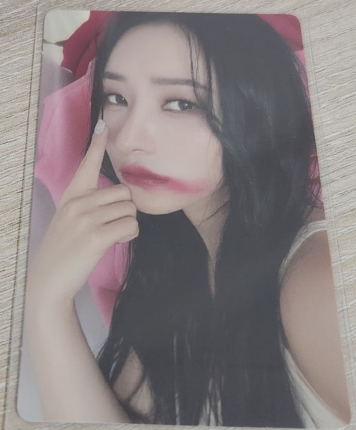 Dreamcatcher-迷八普專卡 唇印唰